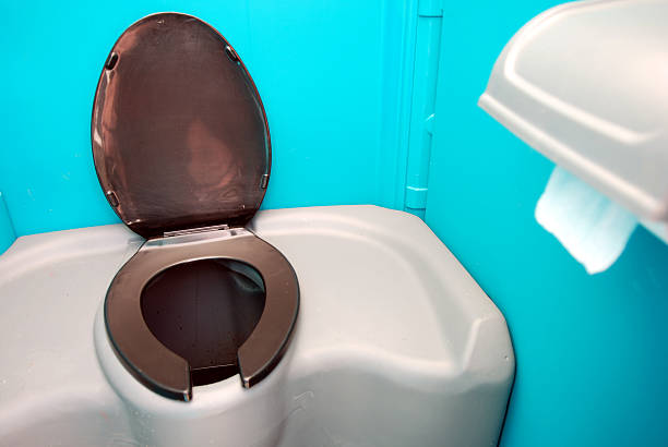 Best Portable restroom trailer rental  in Lincoln Park, NJ